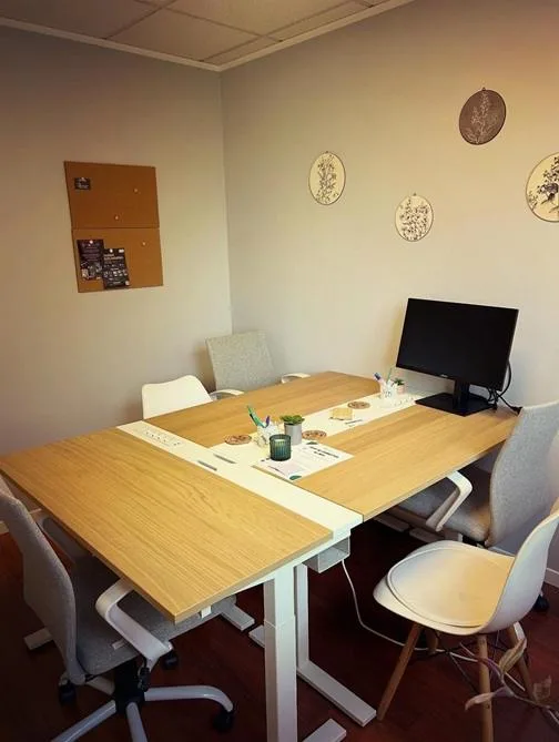 bureau a louer a la journee Gkowork
