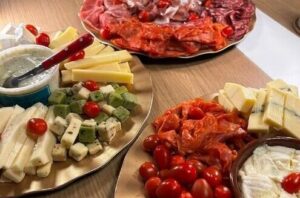 événement avec planche apéro gkowork